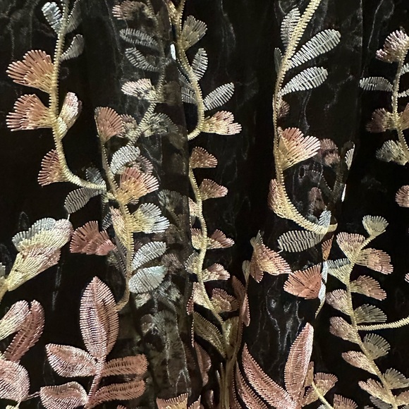 Charlotte Russe Skirt - Picture 9 of 9